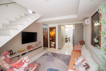 Sala de casa à venda com 1 quarto, 66m² em Monte Castelo, Contagem