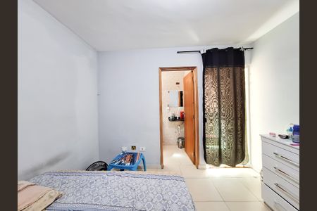 Casa para alugar com 110m², 3 quartos e 2 vagasSuíte