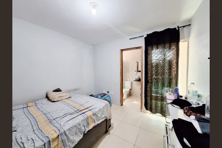 Casa para alugar com 110m², 3 quartos e 2 vagasSuíte