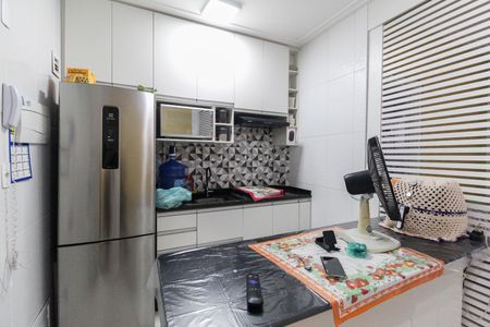 Sala - Cozinha de kitnet/studio à venda com 1 quarto, 28m² em Vila Campanela, São Paulo