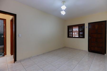 Casa à venda com 280m², 4 quartos e 2 vagasCasa 1 - Sala de estar