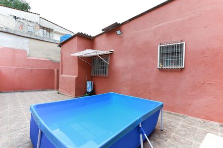 Casa à venda com 280m², 4 quartos e 2 vagasCasa 2 - Quintal e jardim