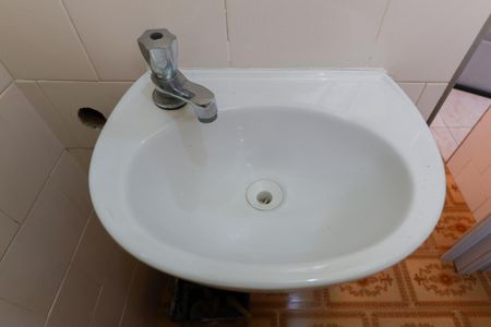 Casa à venda com 280m², 4 quartos e 2 vagasCasa 1 - Banheiro de serviço