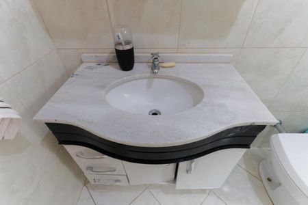 Casa à venda com 280m², 4 quartos e 2 vagasCasa 2 - Banheiro