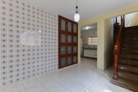 Casa à venda com 280m², 4 quartos e 2 vagasCasa 1 - Sala de jantar