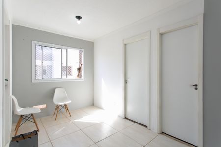 Sala de apartamento para alugar com 2 quartos, 34m² em Guaianases, São Paulo