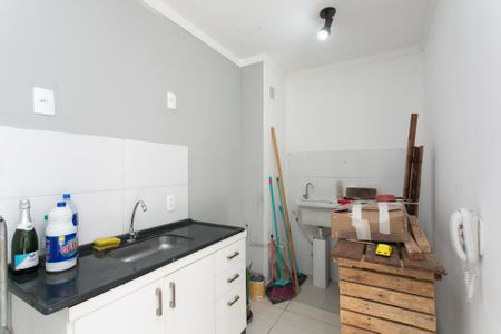 Apartamento para alugar com 34m², 2 quartos e sem vaga Apartamento para alugar com 34m², 2 quartos e sem vagaCozinha e Área de Serviço