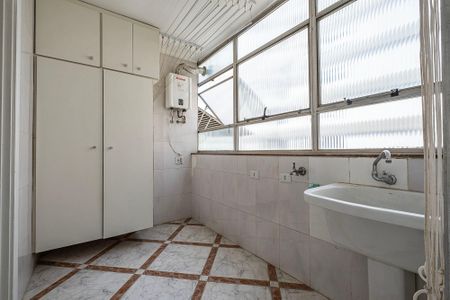 Apartamento para alugar com 120m², 3 quartos e 1 vagaÁrea de Serviço