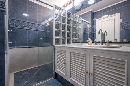 Apartamento para alugar com 120m², 3 quartos e 1 vagaSuíte Americana - Banheiro