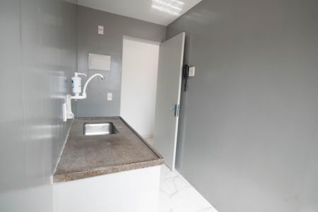 Apartamento à venda com 48m², 2 quartos e 1 vaga Apartamento à venda com 48m², 2 quartos e 1 vagaCozinha e Área de Serviço