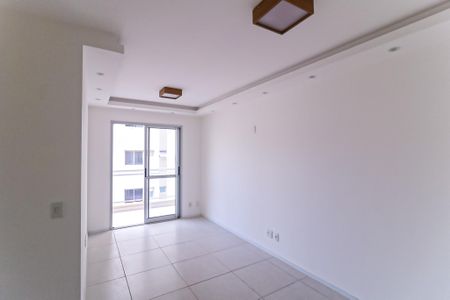 Sala de apartamento à venda com 3 quartos, 75m² em Todos Os Santos, Rio de Janeiro