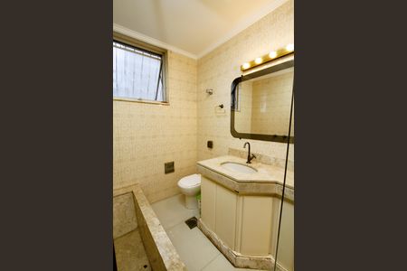 Apartamento para alugar com 160m², 4 quartos e 2 vagasBanheiro Social