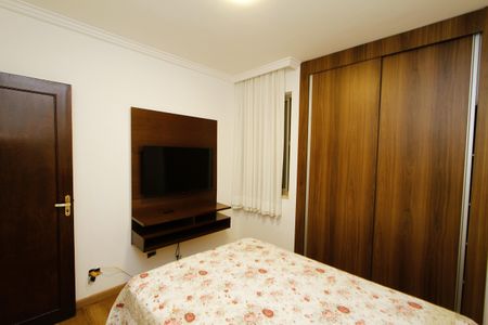 Apartamento para alugar com 160m², 4 quartos e 2 vagasQuarto 1