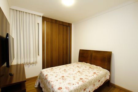 Apartamento para alugar com 160m², 4 quartos e 2 vagasQuarto 1