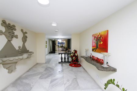 Apartamento para alugar com 160m², 4 quartos e 2 vagasHall de entrada