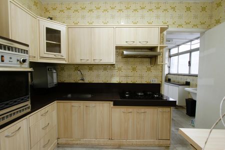 Apartamento para alugar com 160m², 4 quartos e 2 vagasCozinha