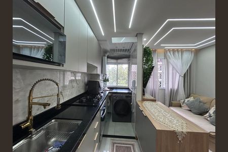 Apartamento à venda com 35m², 2 quartos e sem vagaCozinha americana - Área de serviço