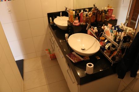 Casa para alugar com 150m², 3 quartos e 2 vagasBanheiro 2