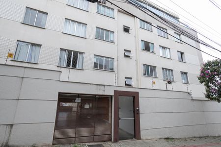 Apartamento para alugar com 60m², 2 quartos e 2 vagasFachada