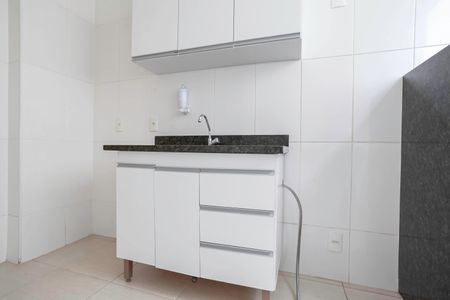 Apartamento para alugar com 60m², 2 quartos e 2 vagasCozinha e Área de Serviço