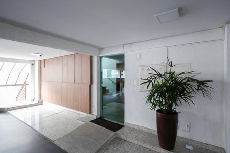 Apartamento para alugar com 60m², 2 quartos e 2 vagasEntrada