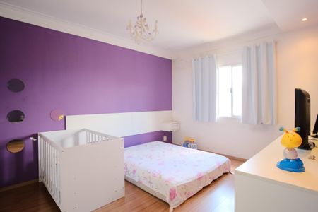 Casa para alugar com 205m², 3 quartos e 5 vagasSuíte 1