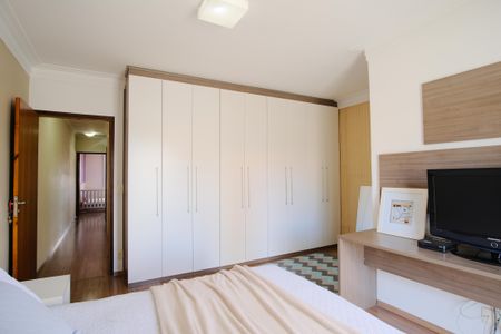 Casa para alugar com 205m², 3 quartos e 5 vagasSuíte 2