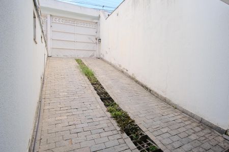 Casa para alugar com 205m², 3 quartos e 5 vagasEntrada