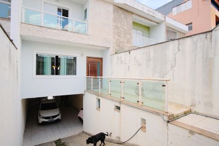 Casa para alugar com 205m², 3 quartos e 5 vagasEntrada