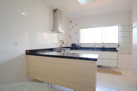 Casa para alugar com 205m², 3 quartos e 5 vagasCozinha