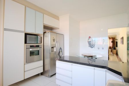 Casa para alugar com 205m², 3 quartos e 5 vagasCozinha