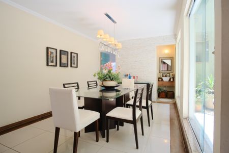 Casa para alugar com 205m², 3 quartos e 5 vagasSala de Jantar