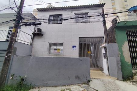 Casa para alugar com 57m², 1 quarto e sem vagaFachada