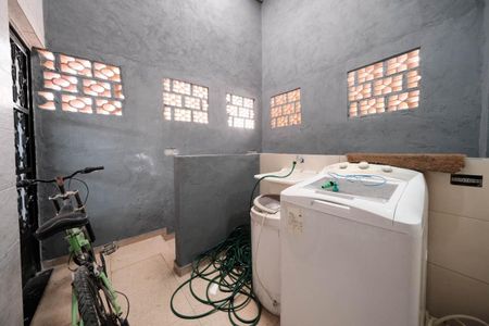 Casa para alugar com 57m², 1 quarto e sem vagaÁrea de Serviço