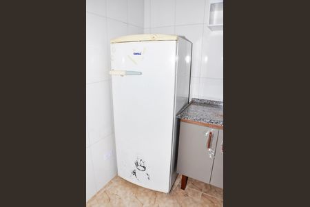 Detalhe - Sala e Cozinha de casa para alugar com 2 quartos, 55m² em Vila Rica, São Paulo