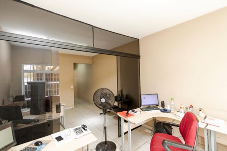 Sala de casa à venda com 2 quartos, 210m² em Santo Amaro, São Paulo