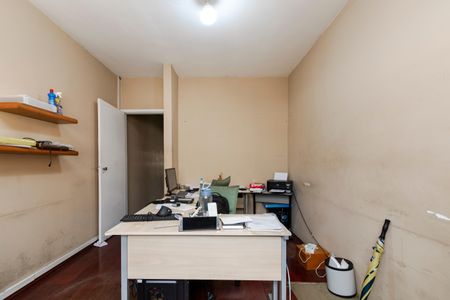 Casa à venda com 210m², 2 quartos e 2 vagasQuarto