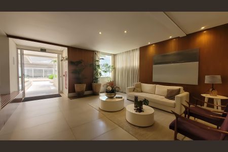 Studio à venda com 39m², 1 quarto e 1 vaga Studio à venda com 39m², 1 quarto e 1 vagaHall social