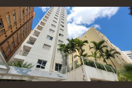 Studio à venda com 39m², 1 quarto e 1 vaga Studio à venda com 39m², 1 quarto e 1 vagaFachada