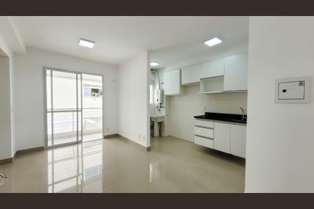 Sala de kitnet/studio à venda com 1 quarto, 39m² em Vila Itapura, Campinas