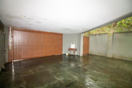 Casa à venda com 430m², 4 quartos e 4 vagasGaragem