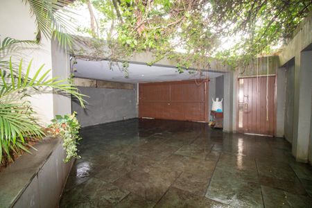 Casa à venda com 430m², 4 quartos e 4 vagasGaragem