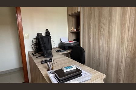 Apartamento à venda com 75m², 3 quartos e 1 vagaQuarto 3/ Escritório 