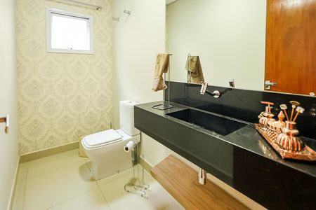 Casa de condomínio para alugar com 248m², 4 quartos e 4 vagas Casa de condomínio para alugar com 248m², 4 quartos e 4 vagasLavabro