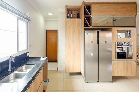 Casa de condomínio para alugar com 248m², 4 quartos e 4 vagas Casa de condomínio para alugar com 248m², 4 quartos e 4 vagasCozinha