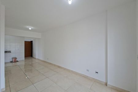 Sala de apartamento para alugar com 2 quartos, 56m² em Nova Mirim, Praia Grande
