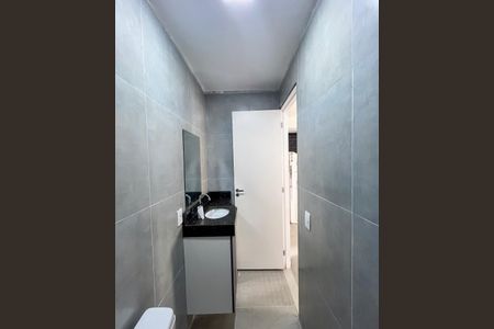 Banheiro de apartamento para alugar com 1 quarto, 27m² em Aclimação, São Paulo