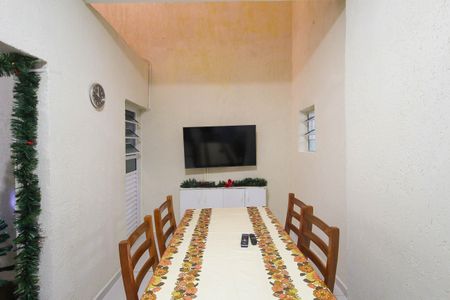 Casa à venda com 400m², 2 quartos e 2 vagas Casa à venda com 400m², 2 quartos e 2 vagasSala de Jantar