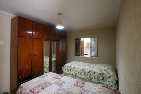 Quarto 1 de casa à venda com 2 quartos, 400m² em Jardim Colorado, São Paulo