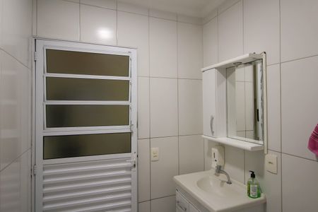 Casa à venda com 400m², 2 quartos e 2 vagas Casa à venda com 400m², 2 quartos e 2 vagasBanheiro 2
